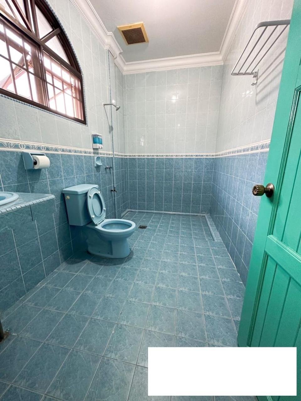Ling'S Homestay Miri Exterior photo